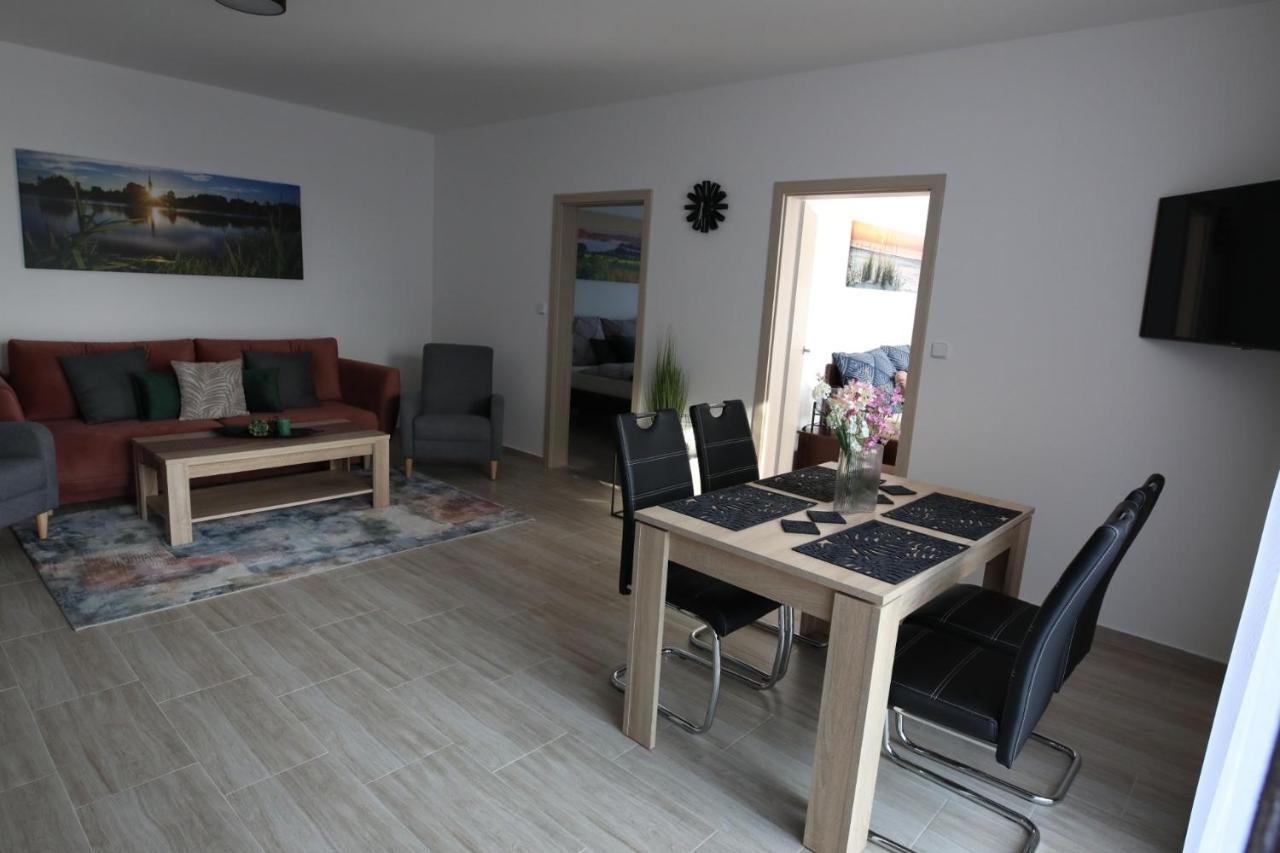 Apartmany Allis Липно над Вълтава Екстериор снимка
