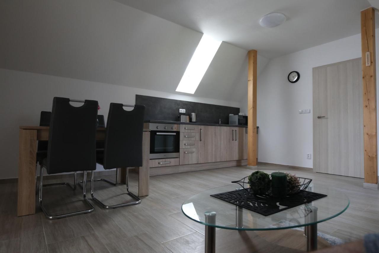 Apartmany Allis Липно над Вълтава Екстериор снимка